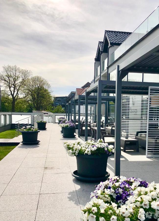 Villa Vis A Vis Тшенсач Экстерьер фото
